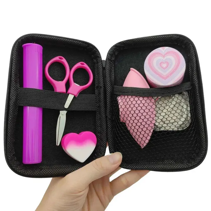 Kit Puff Lovely em case portatil na mao