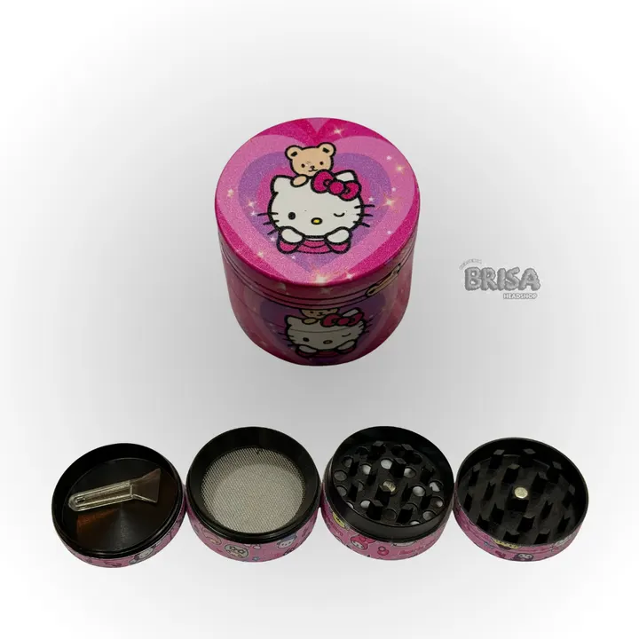Dichavador de Metal 4 Partes 40mm com estampa Hello Kitty Ursinho, aberto em 4 partes
